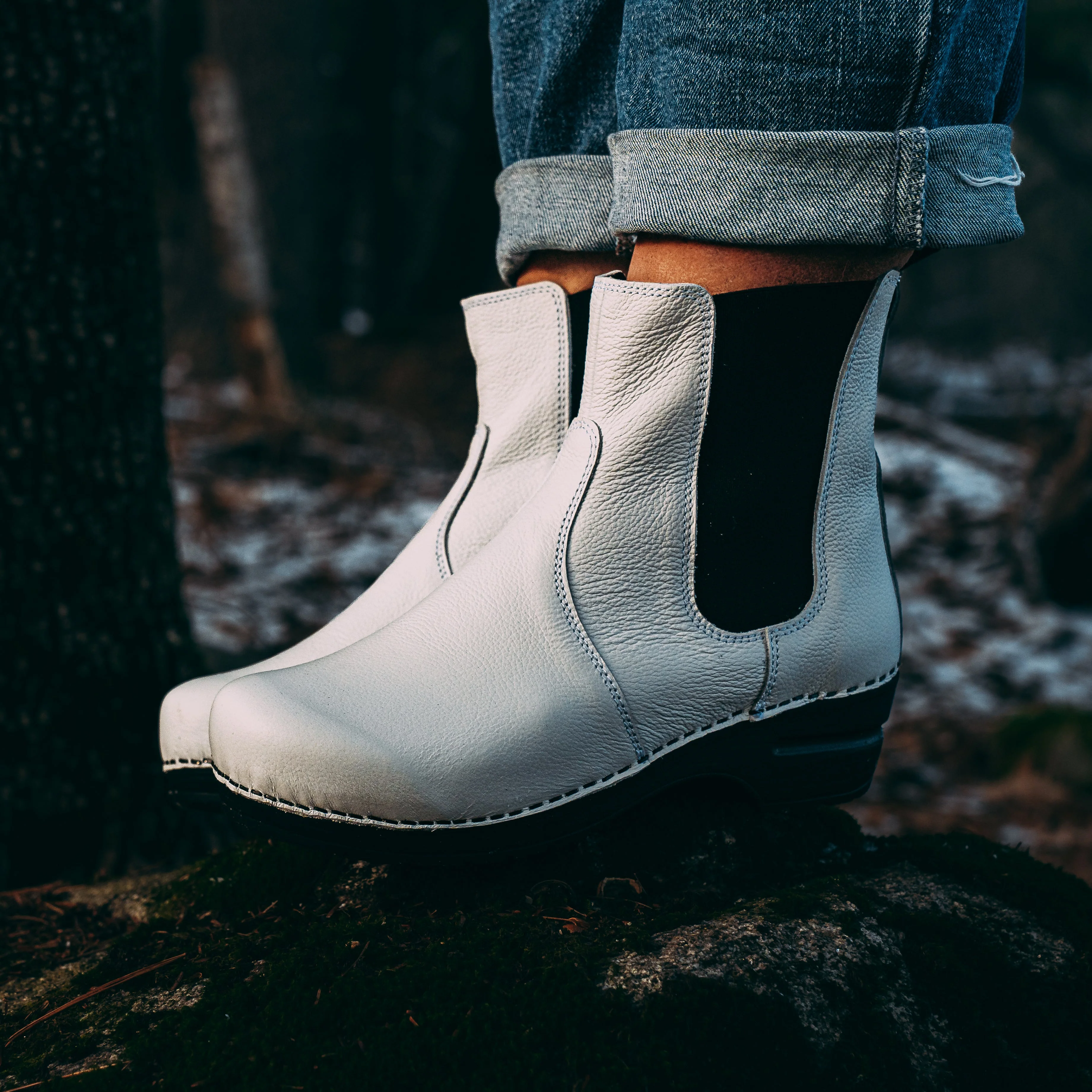 Aalbek Women's Chelsea Boot in White - Image 3