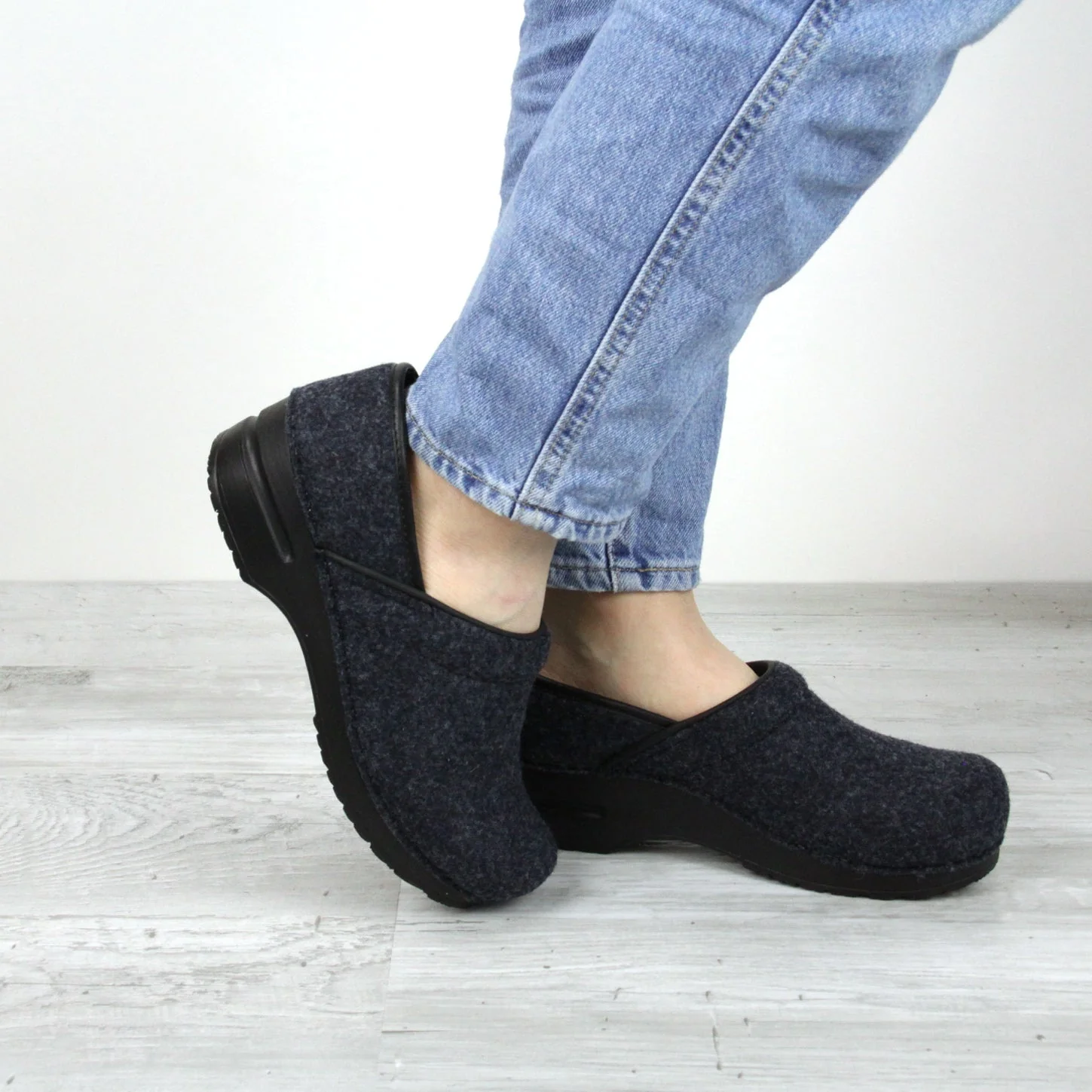 Ava Women's Vegan Clog in Navy - Image 3