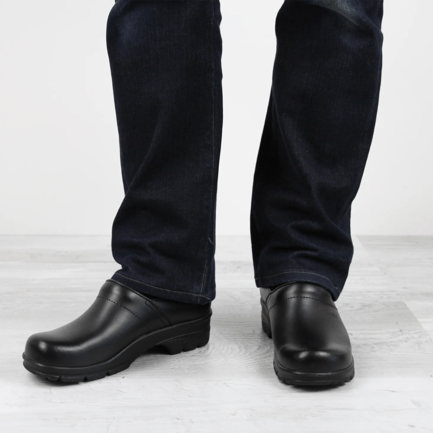David PU Men's Safety Clog in Black - Image 4