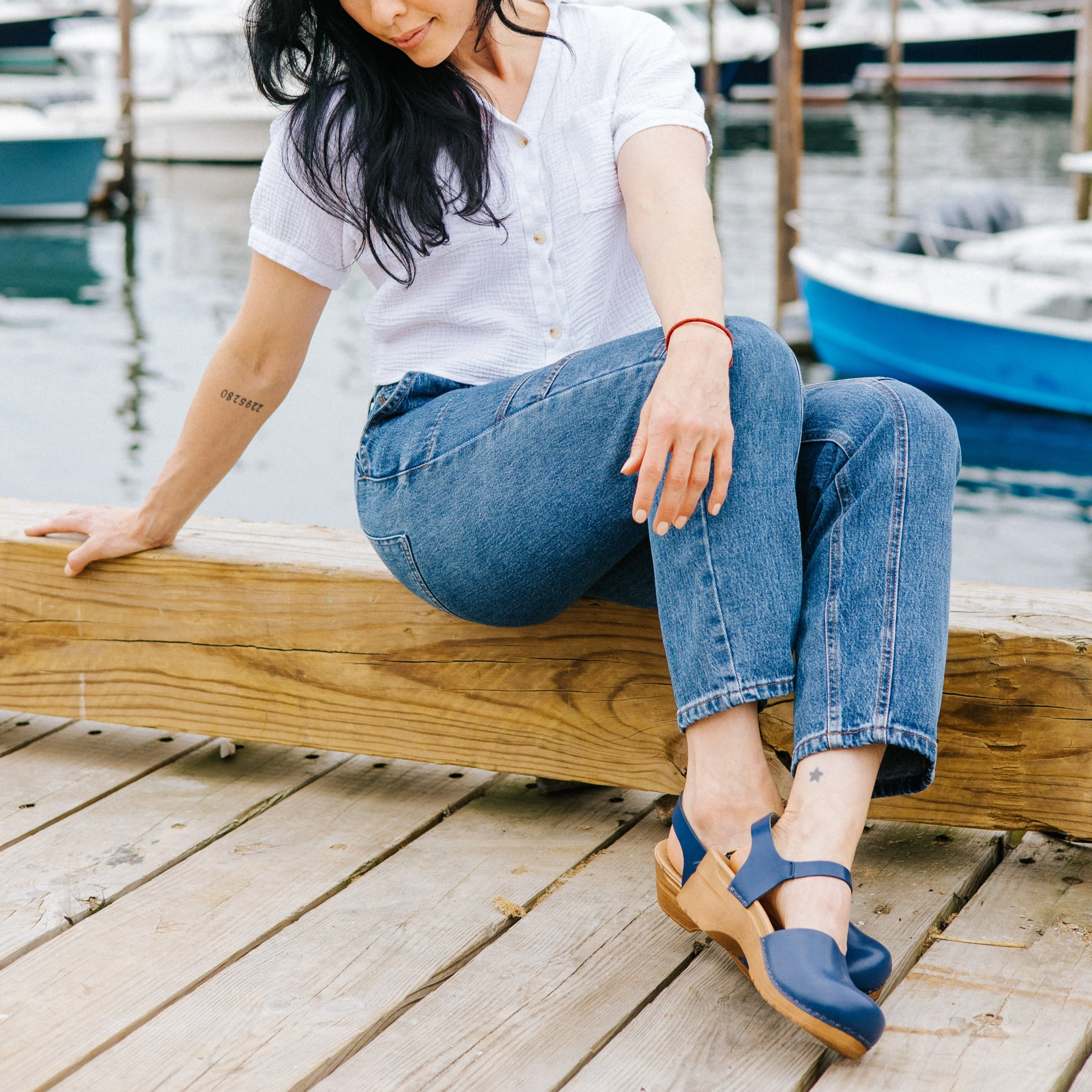 Sansi Women's Sandal in Navy - Image 4