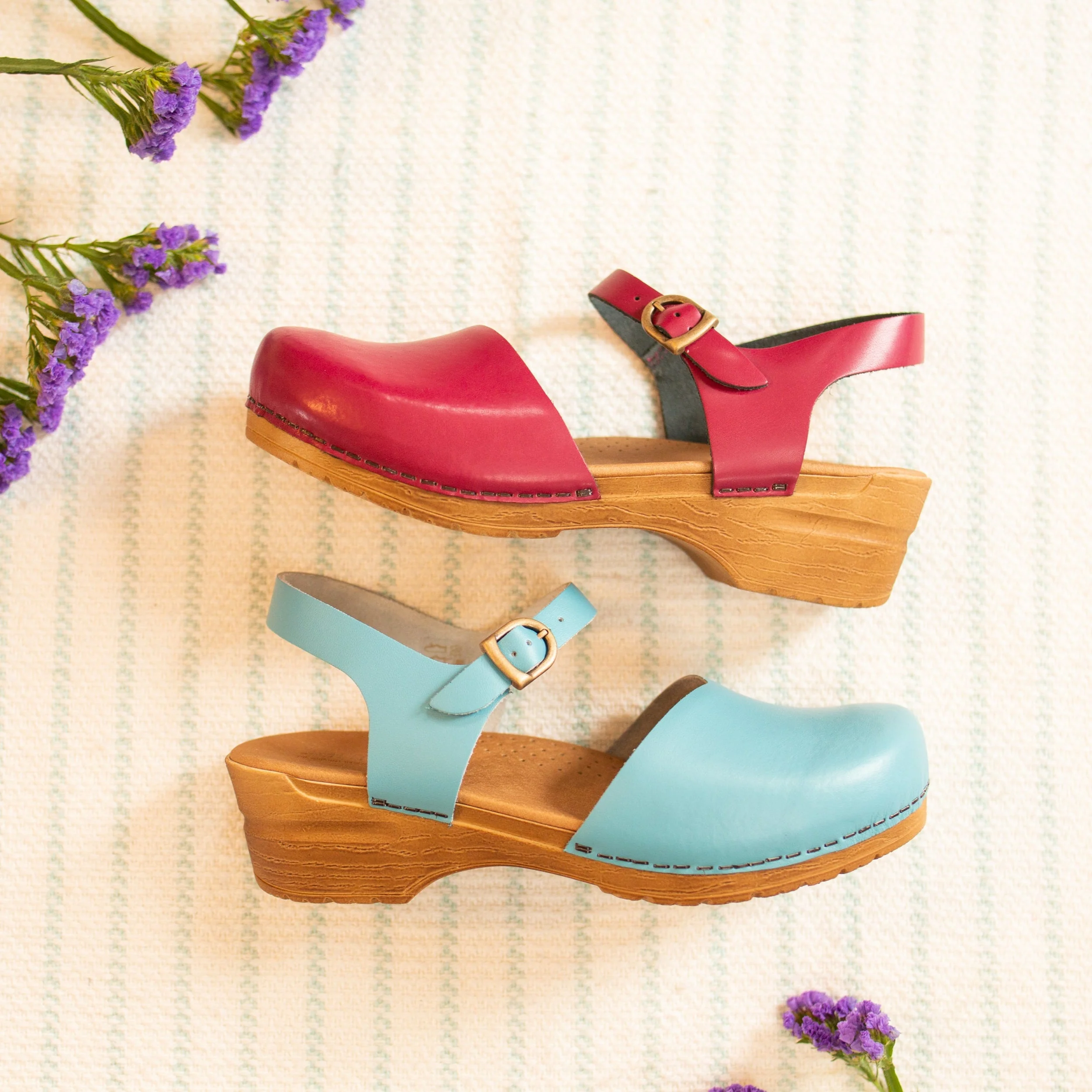Sansi Women's Sandal in Teal - Image 3