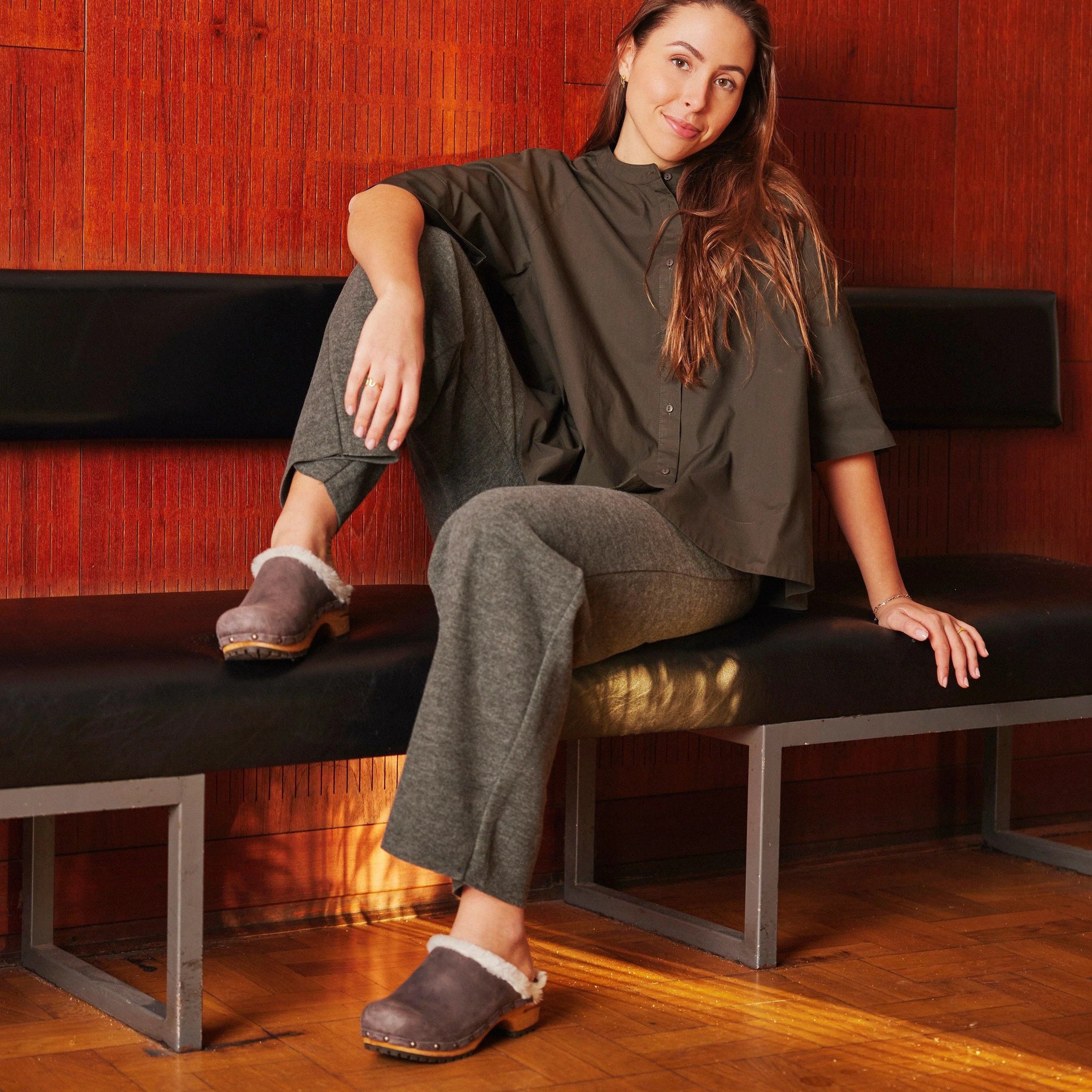 Urban Women's Wood Clog in Anthracite - Image 2